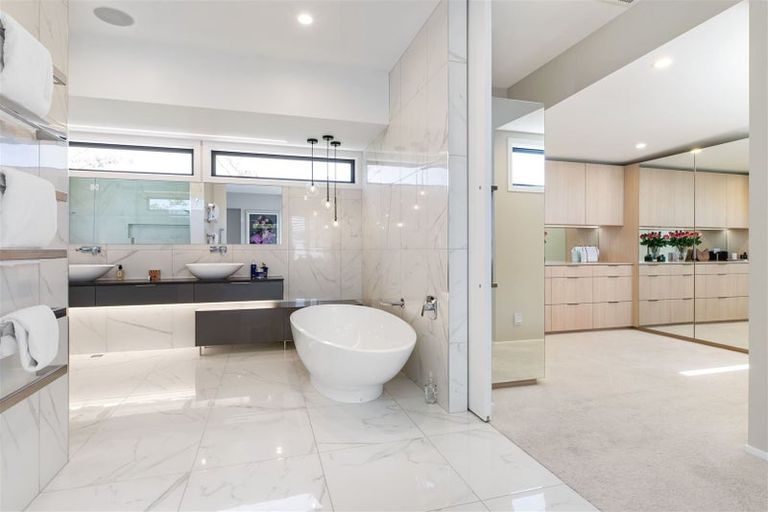Photo of property in 14a Jacksons Road, Merivale, Christchurch, 8014