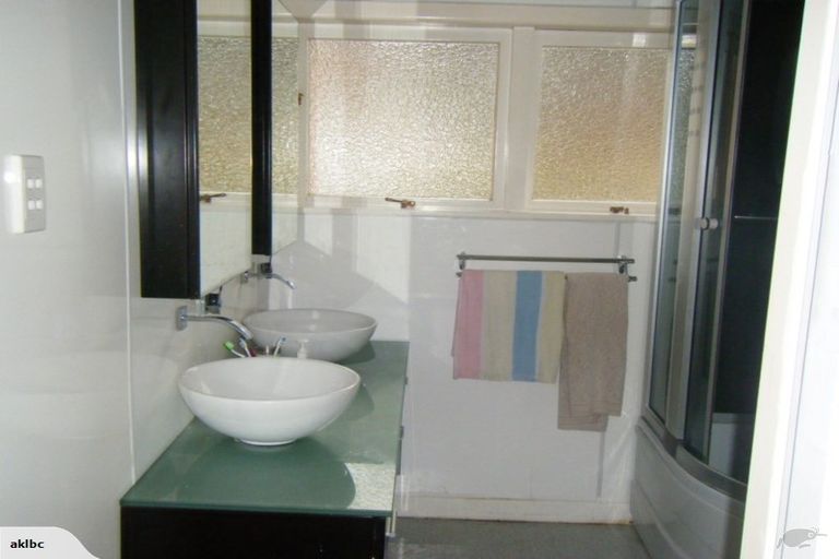 Photo of property in 197 Lake Road, Belmont, Auckland, 0622