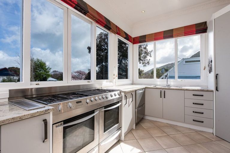 Photo of property in 5 Mahoe Street, Hutt Central, Lower Hutt, 5010