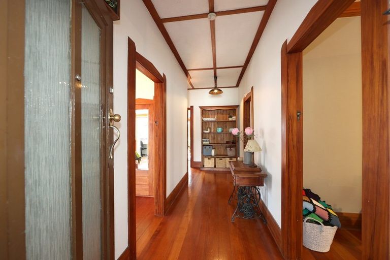 Photo of property in 609 Saint Aubyn Street West, Saint Leonards, Hastings, 4120