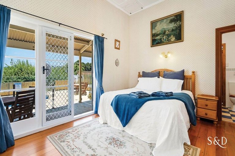 Photo of property in 73 Owhiwa Road, Parua Bay, Onerahi, 0192