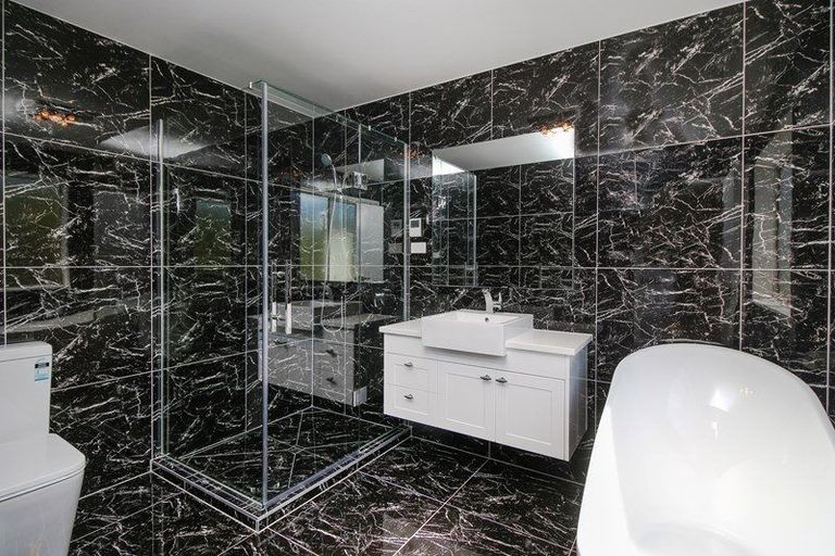 Photo of property in 39 Remuremu Street, Long Bay, Auckland, 0630