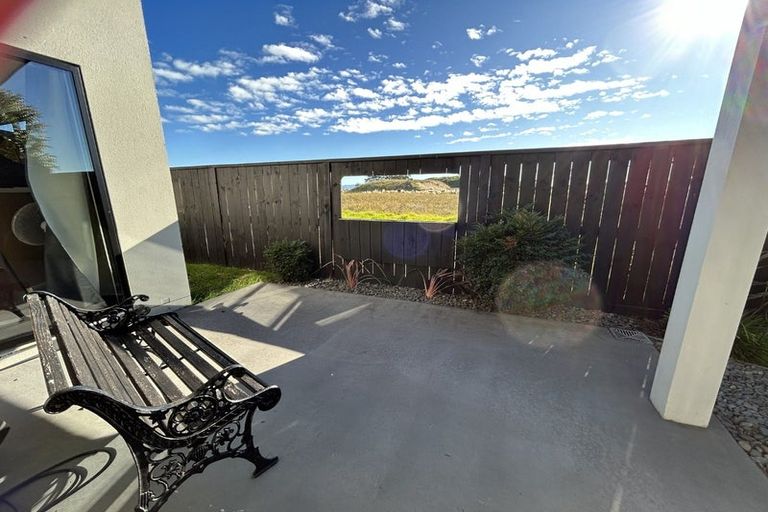 Photo of property in 32 Franks Way, Papamoa Beach, Papamoa, 3118