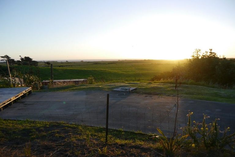 Photo of property in 23 Middlesex Street, Patea, 4520