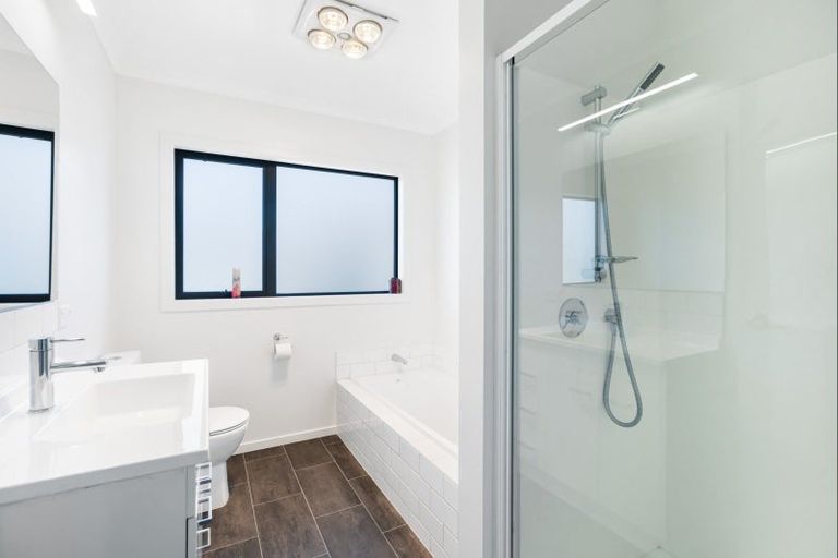 Photo of property in 6 Little Maude Drive, Lake Hawea, Wanaka, 9382