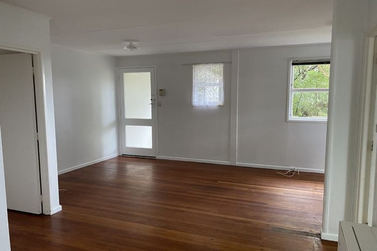 Photo of property in 130 Sievers Grove, Cannons Creek, Porirua, 5024
