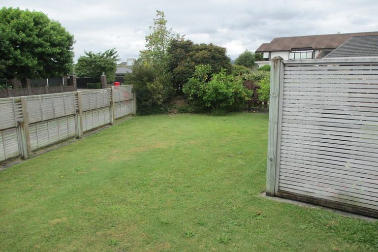 Photo of property in 50 Highbury Drive, Levin, 5510