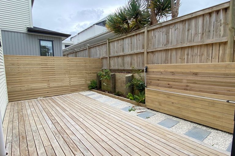 Photo of property in 106c Coronation Road, Hillcrest, Auckland, 0627