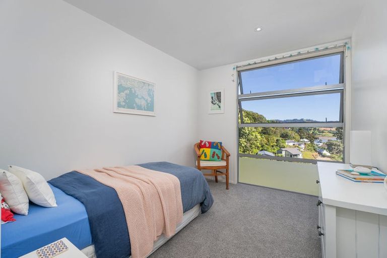 Photo of property in 18 Pine Grove, Tairua, 3508