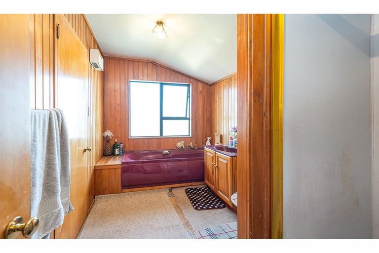 Photo of property in 116 Effingham Street, North New Brighton, Christchurch, 8083