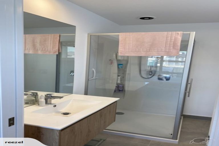 Photo of property in 2 Monaro Place, Papamoa, 3118