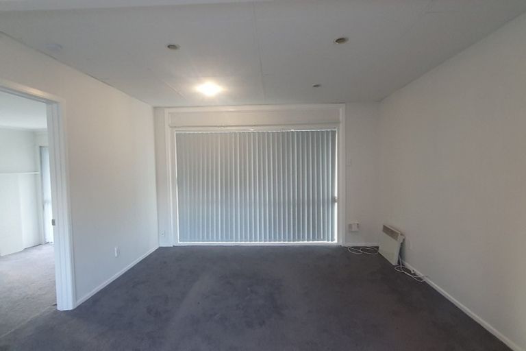 Photo of property in 23 Vanbrugh Place, Bucklands Beach, Auckland, 2014