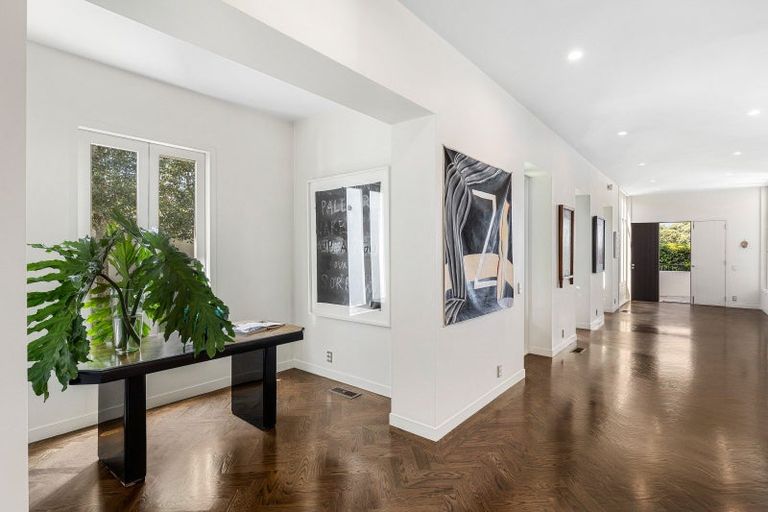 Photo of property in 3 Crescent Road, Parnell, Auckland, 1052