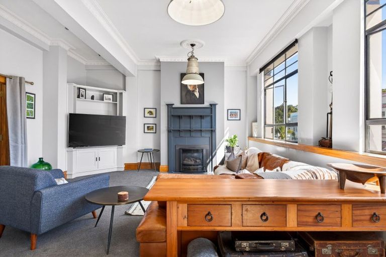 Photo of property in 153 Emerson Street, Napier South, Napier, 4110