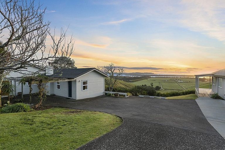 Photo of property in 317 Takatu Road, Tawharanui Peninsula, Warkworth, 0986