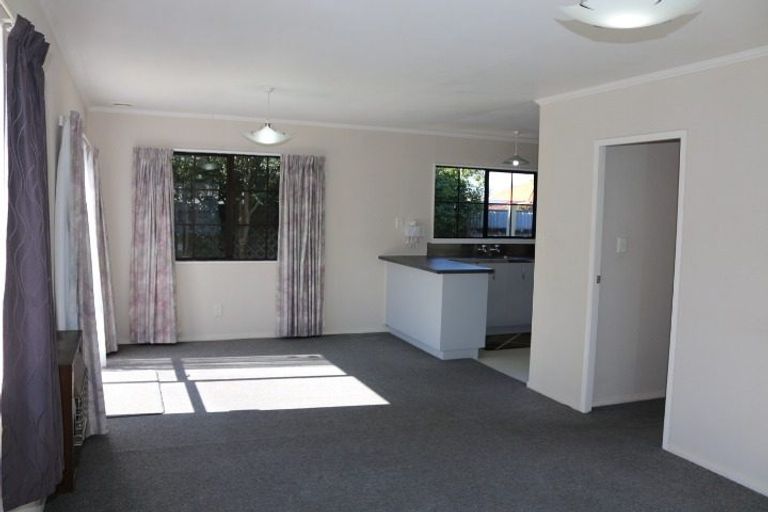 Photo of property in 10 Ihle Street, Terrace End, Palmerston North, 4410