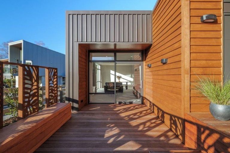 Photo of property in 14 Coach Road, Fairfield, Dunedin, 9018