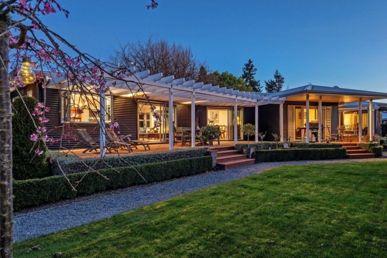 Photo of property in 12 Wood Street, Greytown, 5712