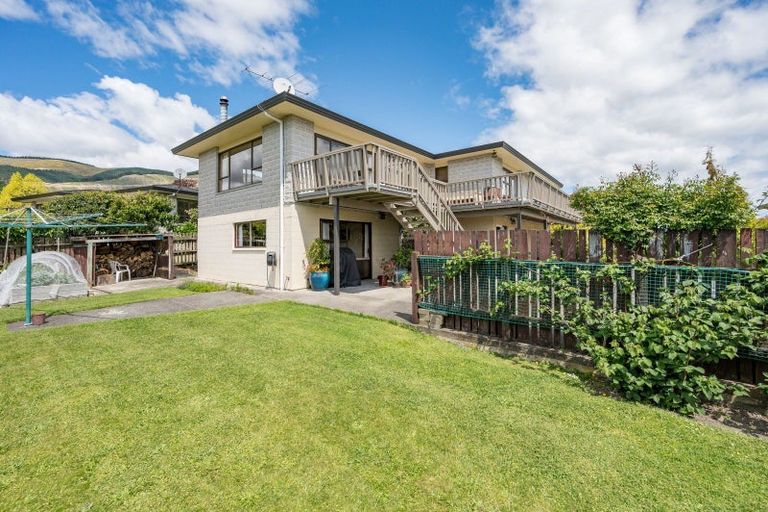 Photo of property in 8 Farnham Drive, Richmond, 7020