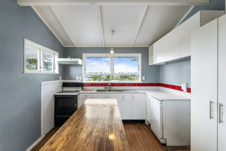 Photo of property in 93 Glamorgan Drive, Torbay, Auckland, 0630