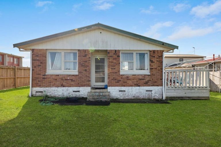 Photo of property in 22 Claude Avenue, Papatoetoe, Auckland, 2025