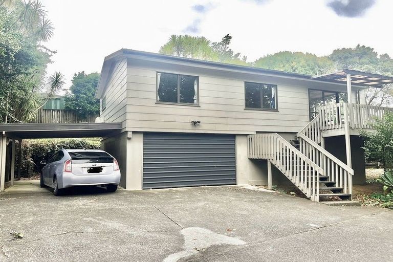 Photo of property in 1/42 Woodlands Crescent, Browns Bay, Auckland, 0630