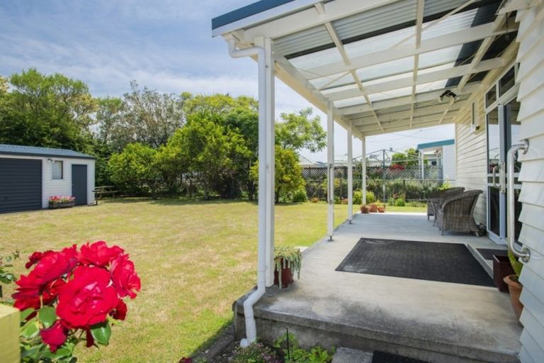 Photo of property in 195 Cobden Street, Gisborne, 4010