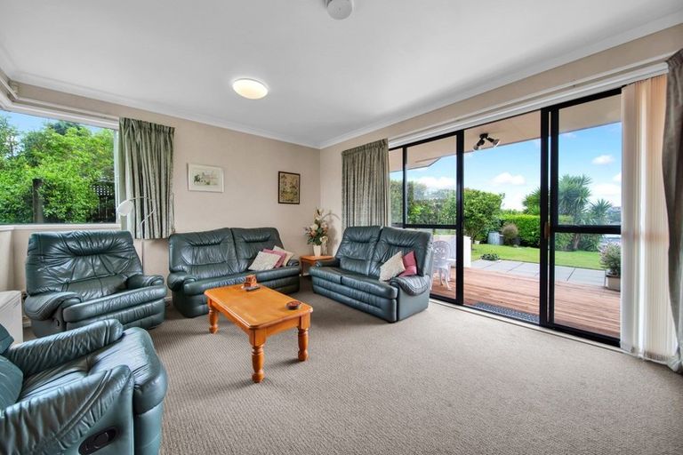 Photo of property in 11 Ash Place, Whalers Gate, New Plymouth, 4310