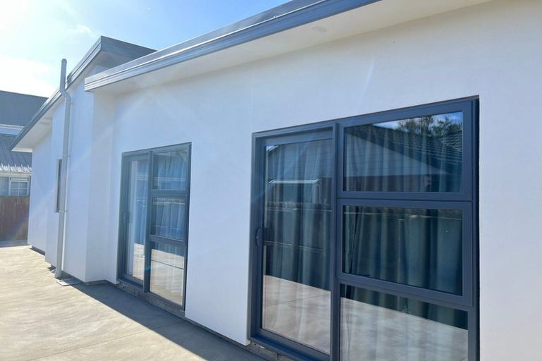 Photo of property in 1 Clonbern Place, Upper Riccarton, Christchurch, 8041