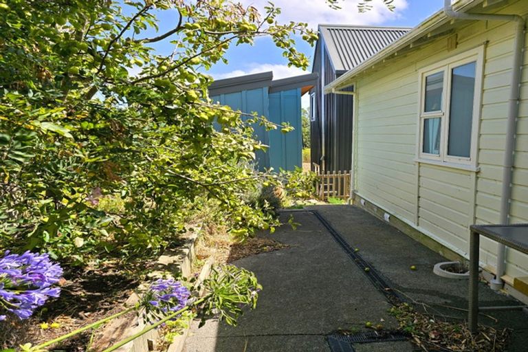 Photo of property in 1 Barretts Way, Miramar, Wellington, 6022