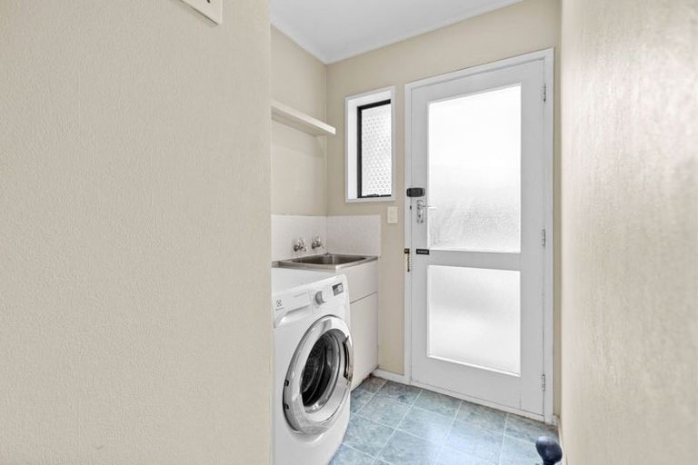 Photo of property in 1 Karaka Road, Otumoetai, Tauranga, 3110