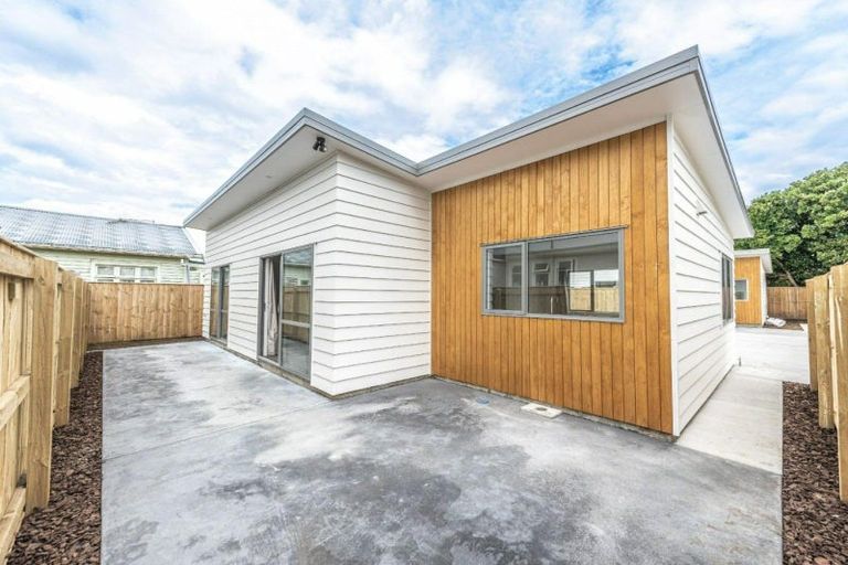 Photo of property in 77a Thatcher Street, Castlecliff, Whanganui, 4501