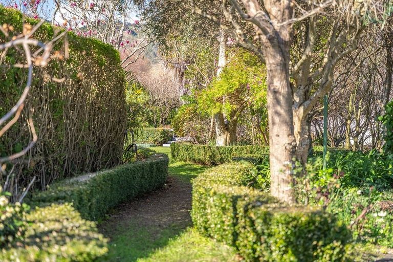 Photo of property in 428 Te Moana Road, Waikanae, 5036