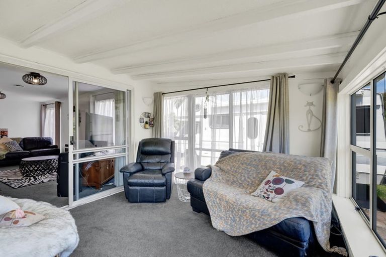 Photo of property in 190a Seaview Road, Westown, New Plymouth, 4310