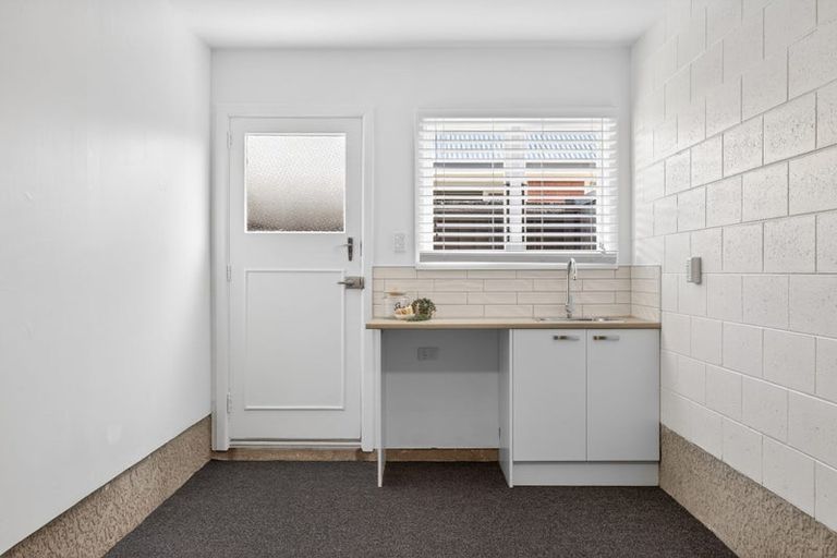 Photo of property in 2/64 Roberta Drive, Somerfield, Christchurch, 8024