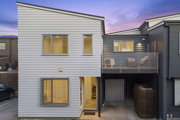 Photo of property in 53 Mapou Road, Hobsonville, Auckland, 0616