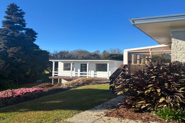 Photo of property in 10 The Spinney, Pahurehure, Papakura, 2113