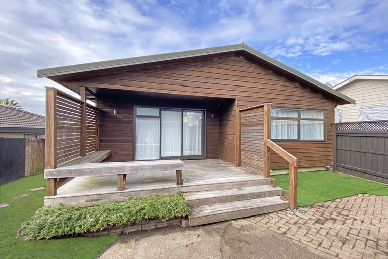 Photo of property in 3/260 Meola Road, Point Chevalier, Auckland, 1022