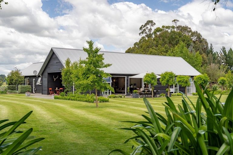 Photo of property in 152 Willow Park Drive, Opaki, Masterton, 5871