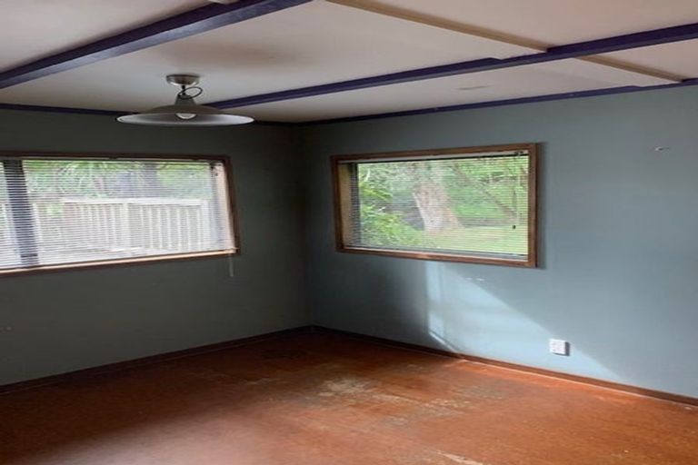 Photo of property in 15 Chrisarda Place, Red Hill, Papakura, 2110