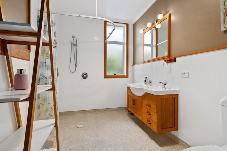 Photo of property in 6 Grace Avenue, Te Aroha, 3320