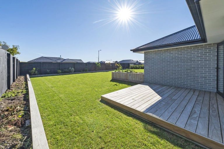 Photo of property in 28 Lunn Crescent, Leeston, 7632