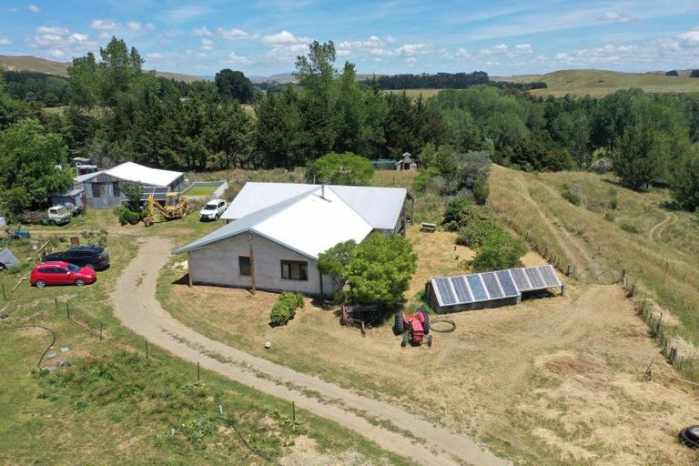 Photo of property in 400 Rakaiatai Road, Ormondville, Dannevirke, 4977