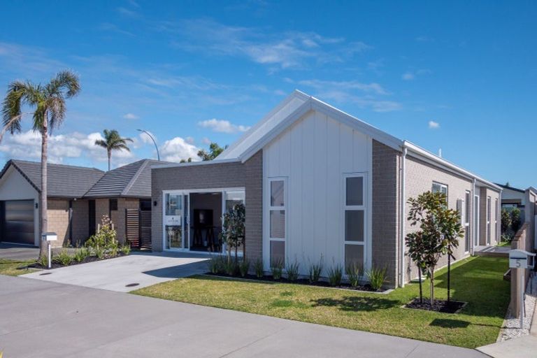 Photo of property in 3 Serrata Close, Papamoa Beach, Papamoa, 3118