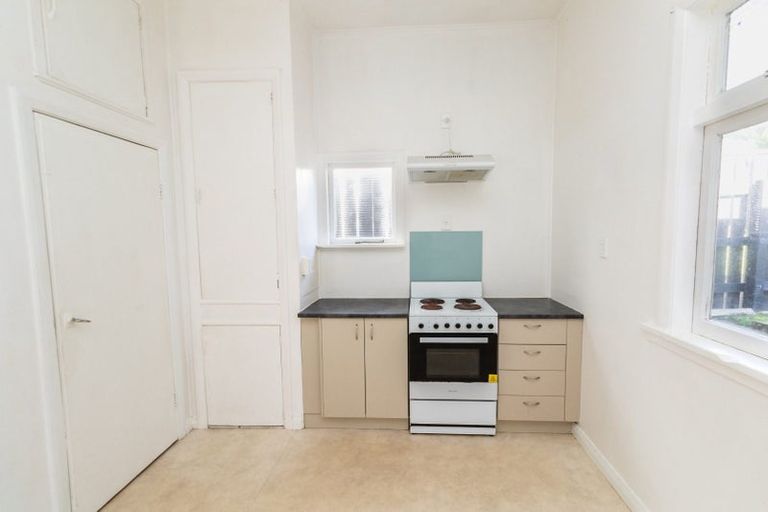 Photo of property in 1/364 The Parade, Island Bay, Wellington, 6023