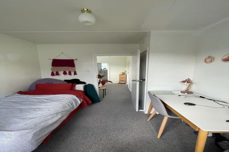 Photo of property in 1/56 Churton Crescent, Taita, Lower Hutt, 5011