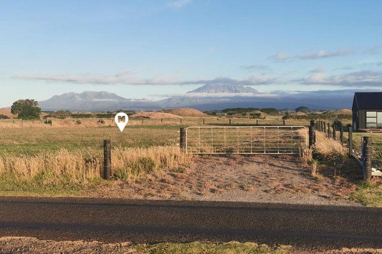 Photo of property in 304 Coast Road, Warea, 4381