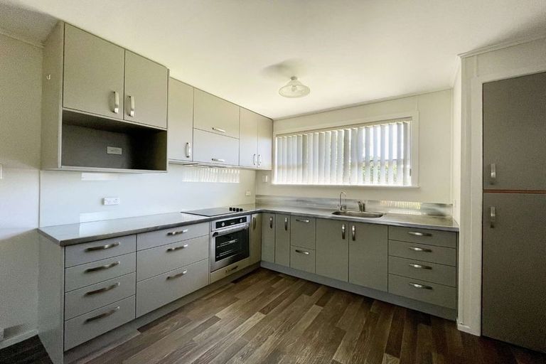 Photo of property in 142 Cracroft Street, Waitara, 4320