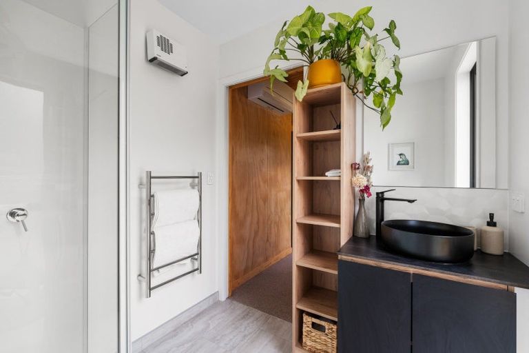 Photo of property in 4 Goldie Lane, Albert Town, Wanaka, 9305