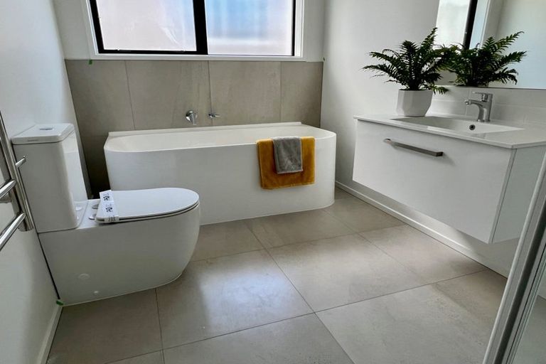 Photo of property in 14 Ash Lane, Omokoroa, 3114